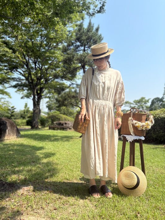 すずらんワンピース（生成り）着丈121㎝、126㎝